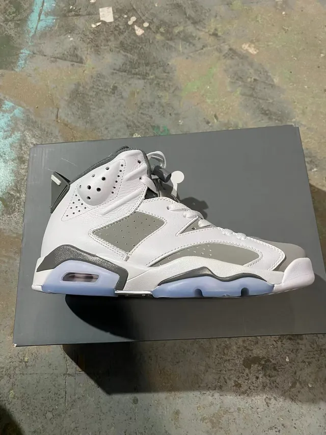 Air Jordan 6 সাদা কুল গ্রে হালকা নীল বাস্কেটবল জুতো 2