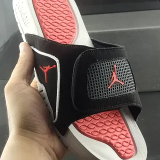 شبشب سلايد Air Jordan Hydro 6 أسود أبيض أحمر