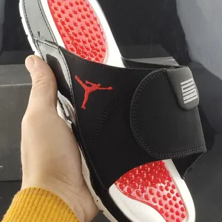 Air Jordan Slide 黑白红 带凸点外底拖鞋