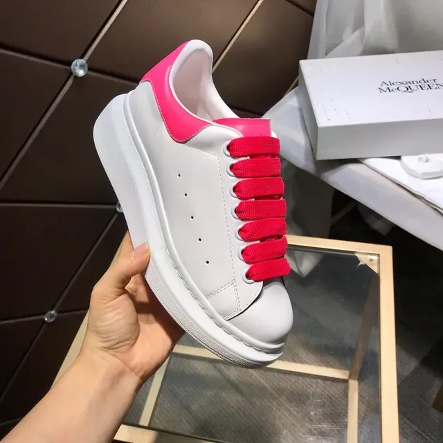 Alexander McQueen Oversized Sneaker White Pink Platform Sole Wide Flat Elastic Laces Lifestyle Sneakers 2