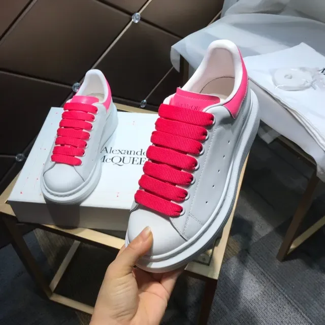 Alexander McQueen Oversized Sneaker White Pink Platform Sole Wide Flat Elastic Laces Lifestyle Sneakers 3