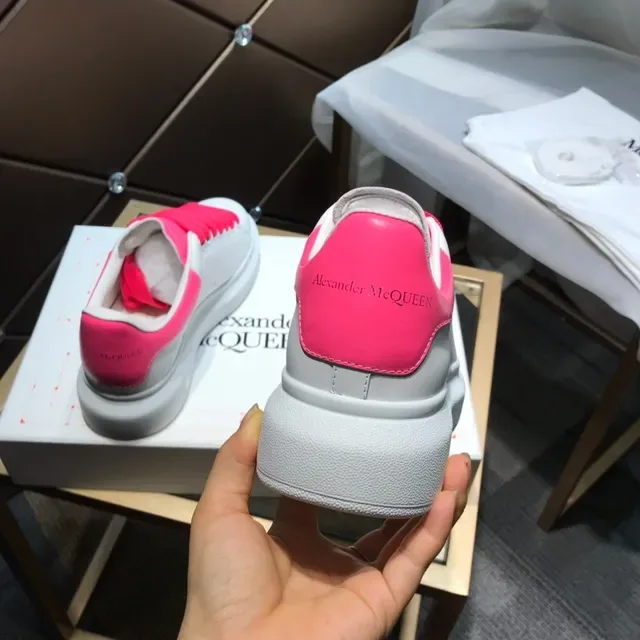 Alexander McQueen Oversized Sneaker White Pink Platform Sole Wide Flat Elastic Laces Lifestyle Sneakers 6