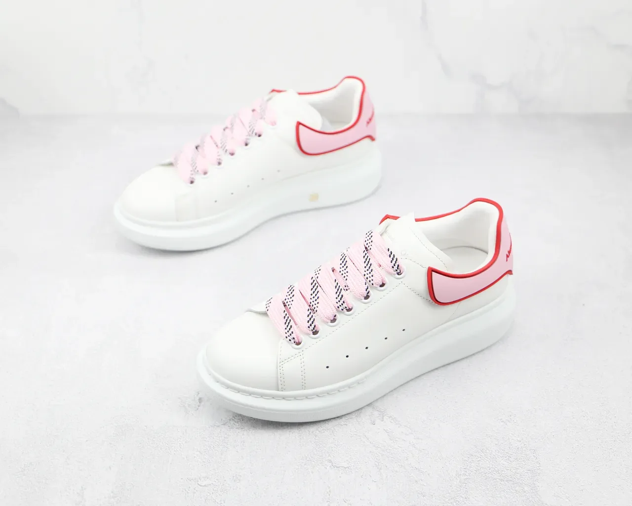Alexander McQueen oversized 白色粉红色生活方式运动鞋 7