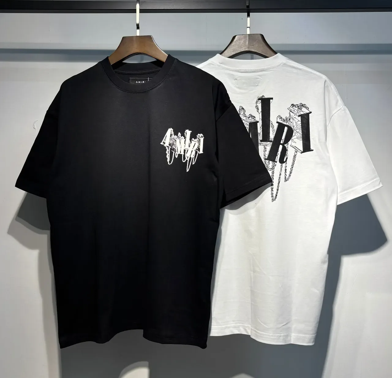 Amiri Graphic Logo Chain Motif Oversized T-Shirt 9