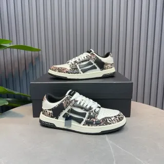 Amiri MA Court zapatillas de estilo de vida con estampado de leopardo negro y blanco