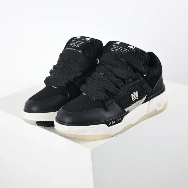 Amiri Skel Top zapatillas lifestyle negras y Off-White 2