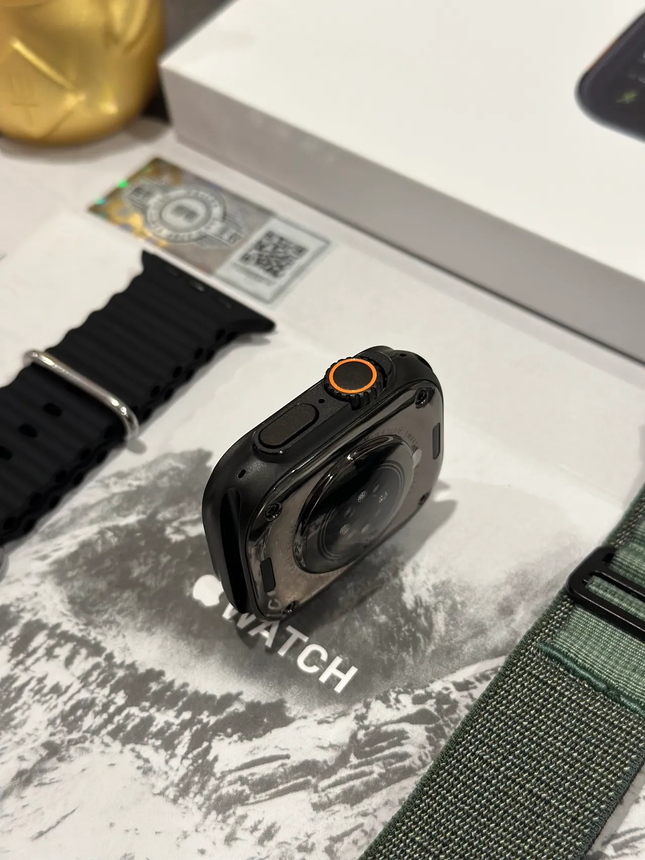 Apple Watch Ultra टाइटेनियम ग्रे खेल घड़ी 13