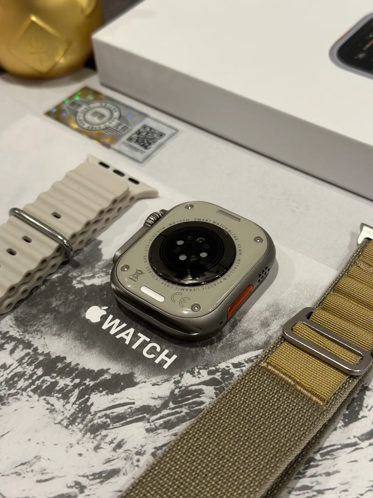 Apple Watch Ultra टाइटेनियम ग्रे खेल घड़ी 15