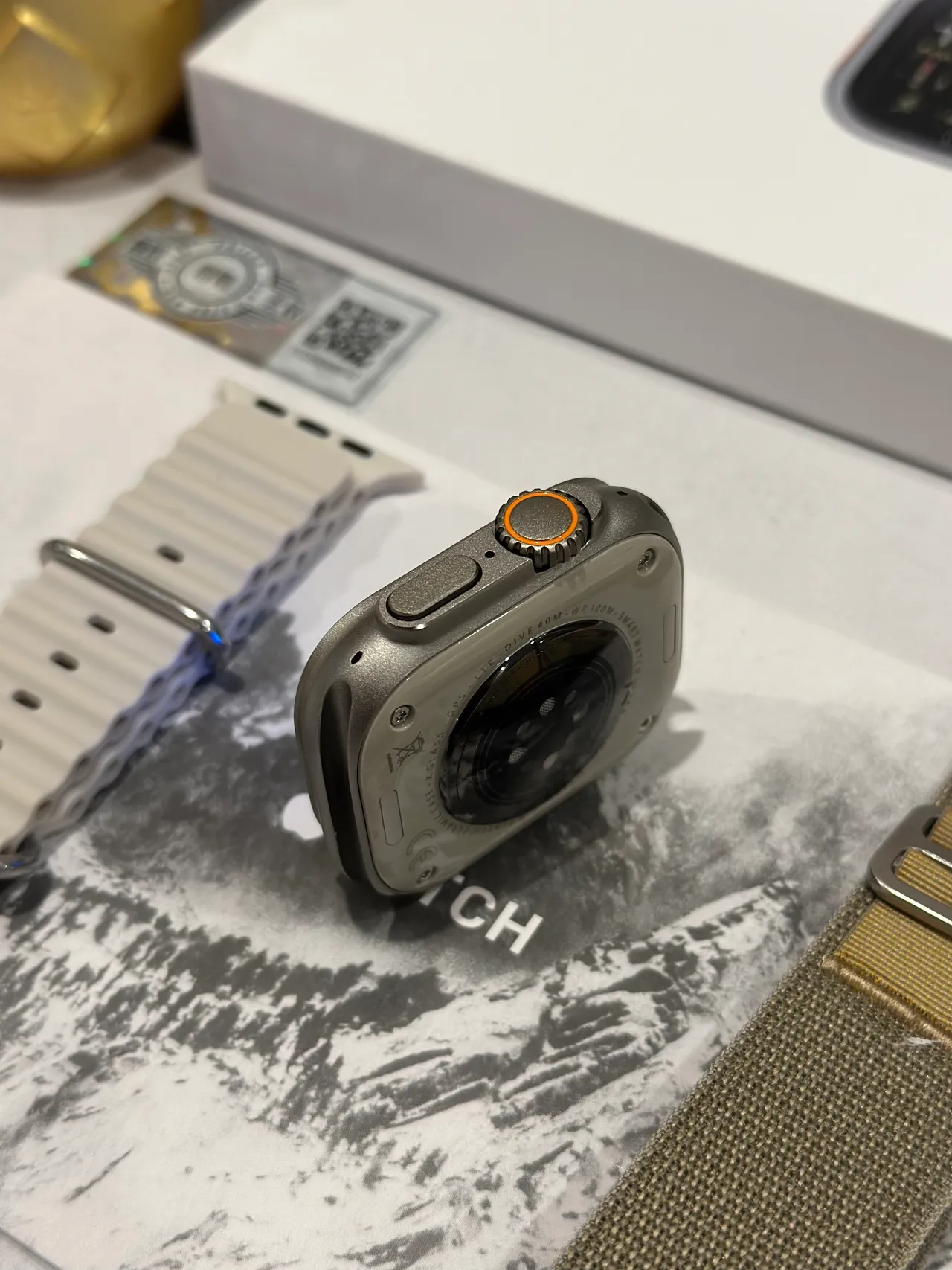 Apple Watch Ultra टाइटेनियम ग्रे खेल घड़ी 19