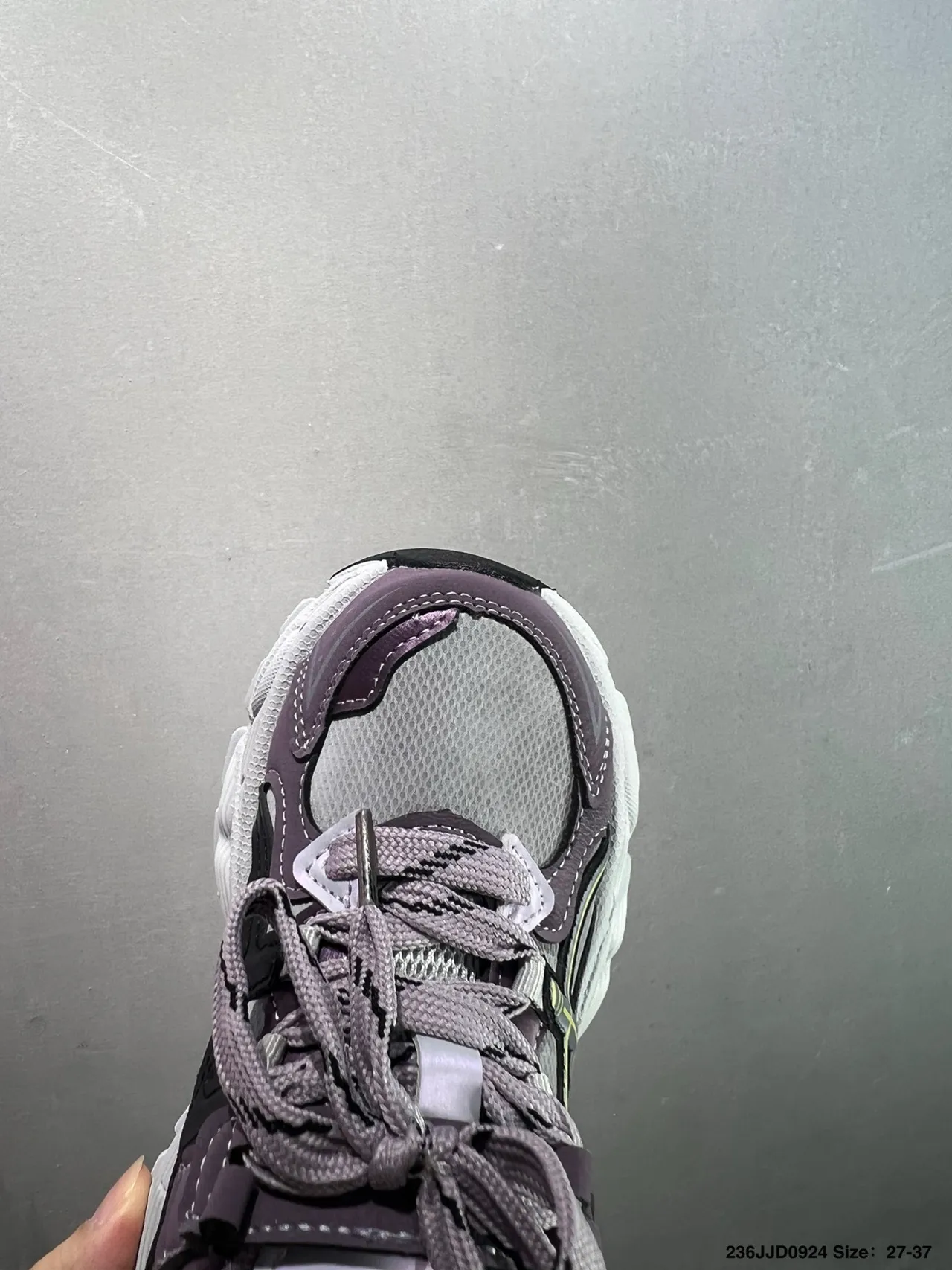 ASICS Negro Plata Media Suela Agresiva Zapatillas Gruesas 7