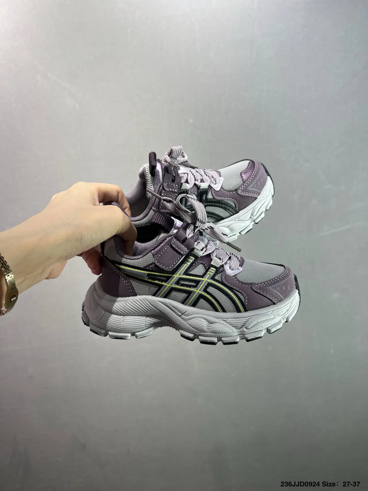 ASICS Negro Plata Media Suela Agresiva Zapatillas Gruesas 11