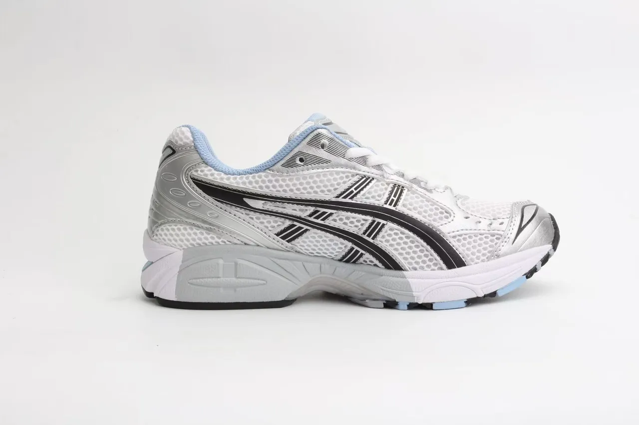 ASICS Gel-Kayano 银色金属白色跑鞋 6
