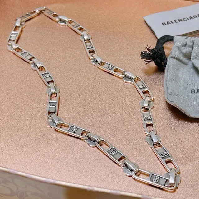 巴伦西亚亚 BB 链条项链 银色金属链 6