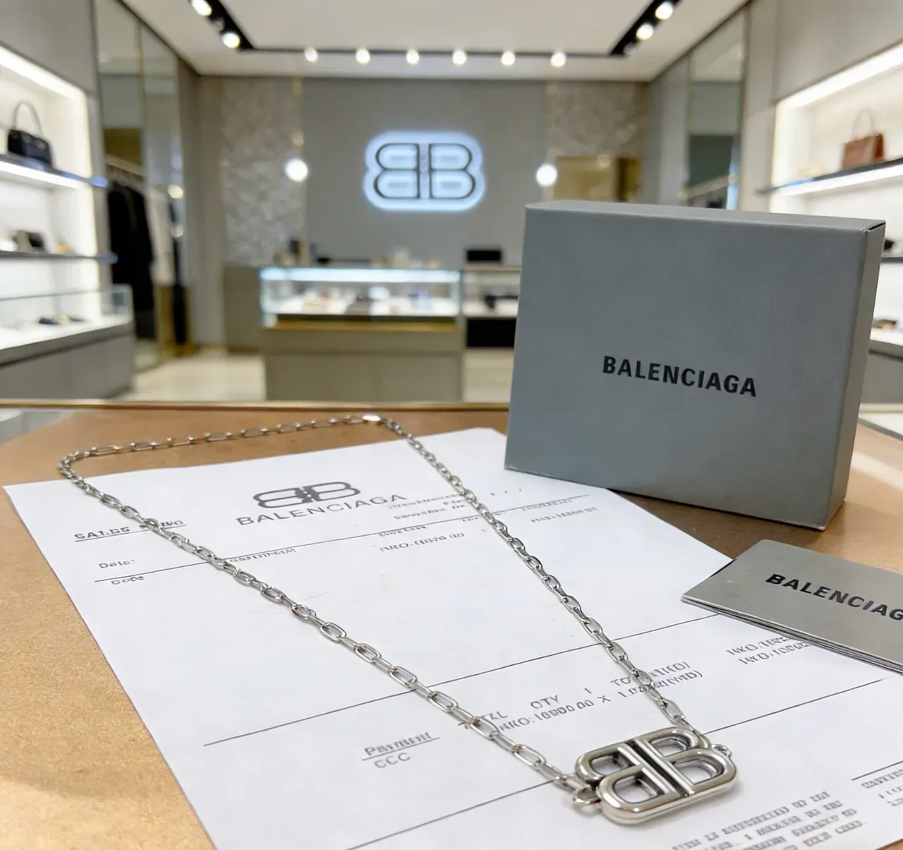 Balenciaga BB सिल्वर चंकी लिंक चेन नेकलेस 9