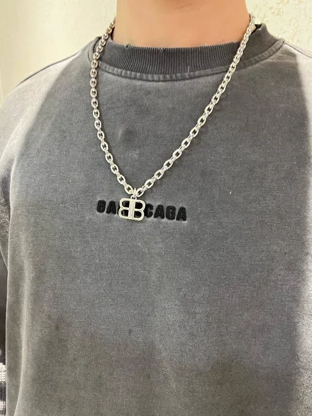 Balenciaga BB Collar Plata Cadena de eslabones pesados con logo recortado 2