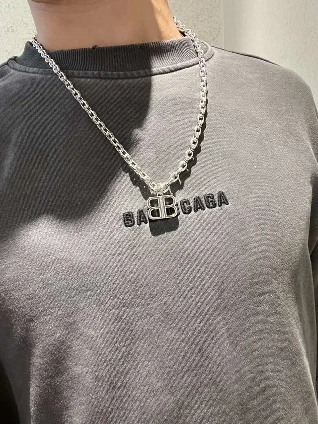 Balenciaga BB Collar Plata Cadena de eslabones pesados con logo recortado 5