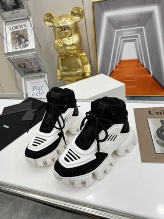 Balenciaga Defender High Black and White Chunky Sneakers 9