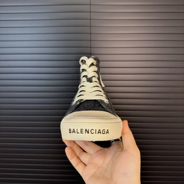 Balenciaga Le Cagole 高灰色帆布生活方式运动鞋 6