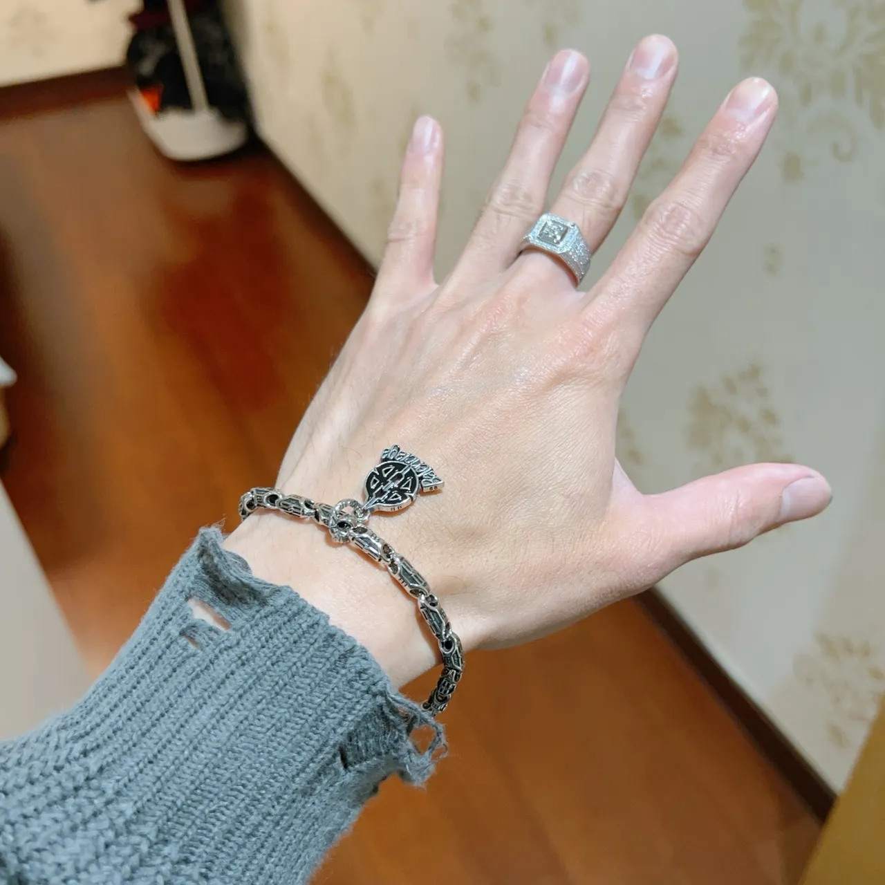 Balenciaga Logo Charm Link Chain Bracelet 8