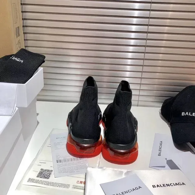 Balenciaga Speed Trainer tênis lifestyle pretos e vermelhos 3