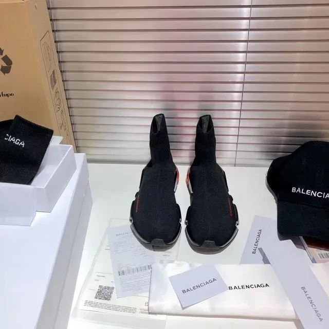 Balenciaga Speed Trainer tênis lifestyle pretos e vermelhos 5