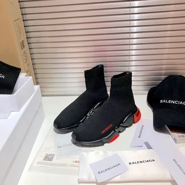 Balenciaga Speed Trainer tênis lifestyle pretos e vermelhos 8