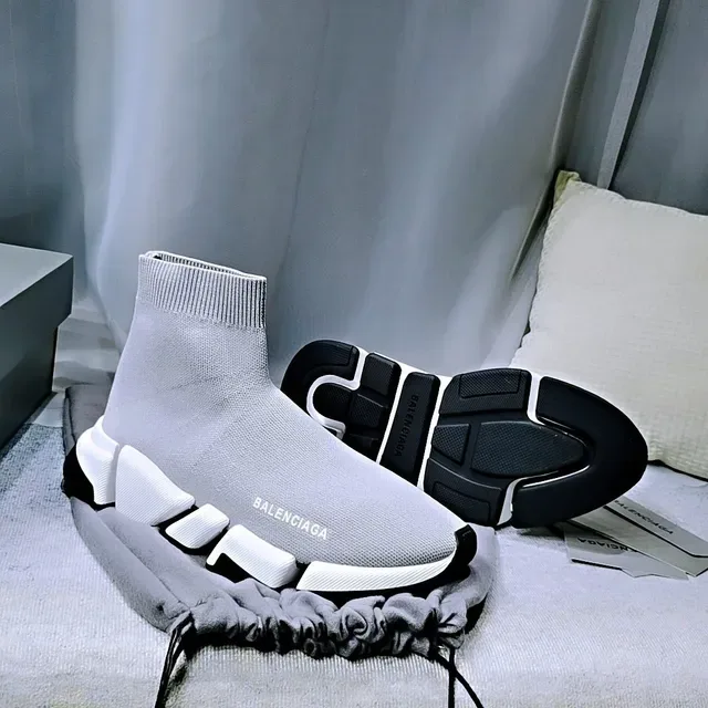 Balenciaga Speed Trainer حذاء رياضي أسلوبي رمادي فاتح أبيض أسود 6