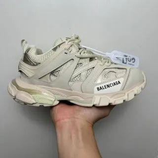 Balenciaga Track Trainer Off-White tênis chunky
