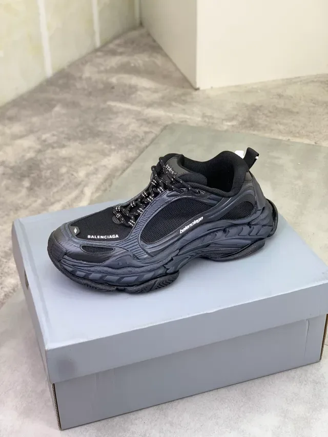 Balenciaga Triple S Black Chunky Sneakers 2
