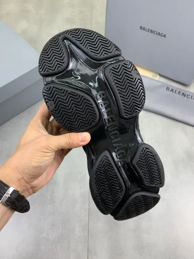 Balenciaga Triple S Black Chunky Sneakers 5