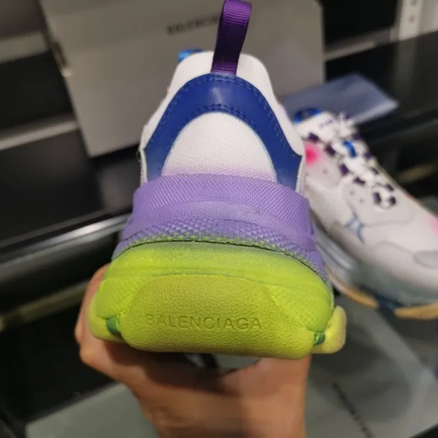 Balenciaga Triple S Baskets chunky multicolores avec drip de peinture 9