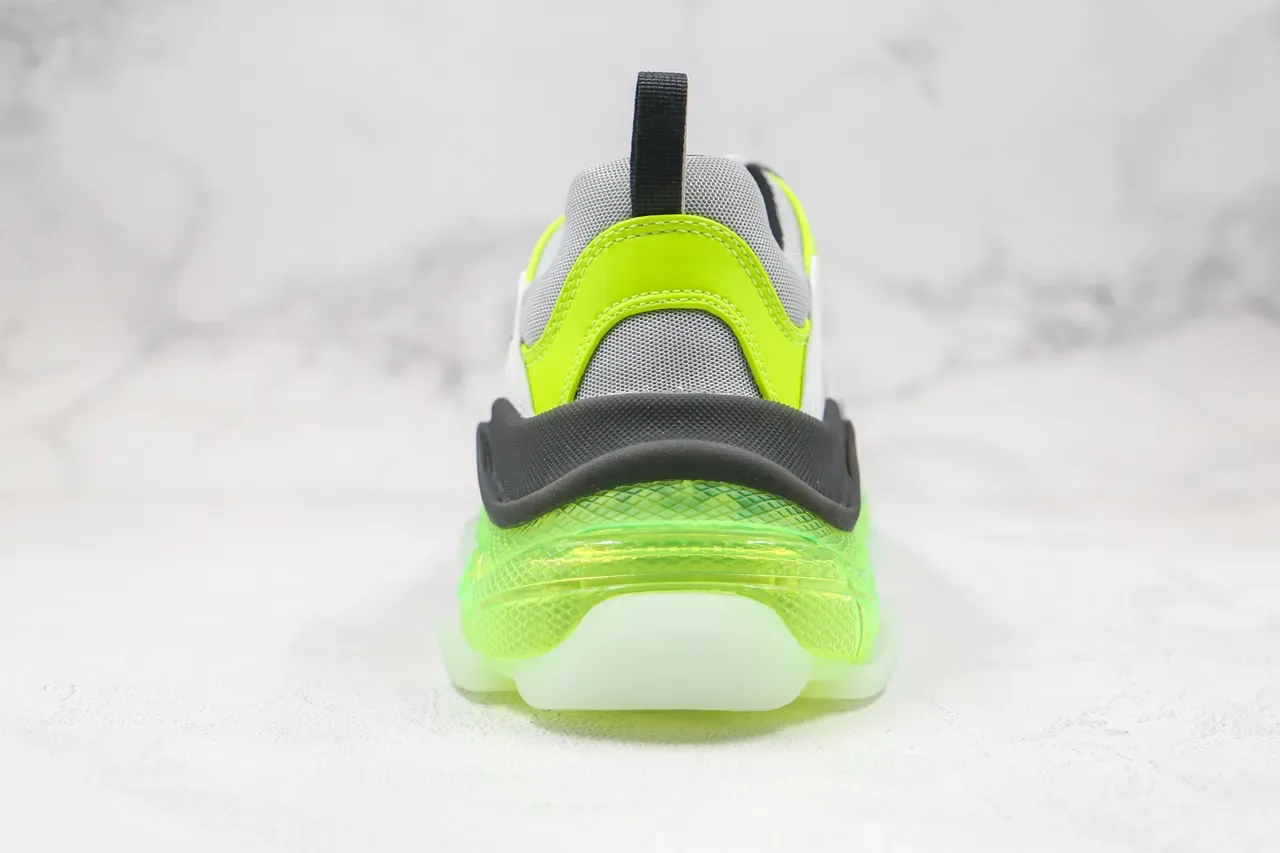 Balenciaga Triple S नीओन ग्रीन चंकी स्नीकर 3