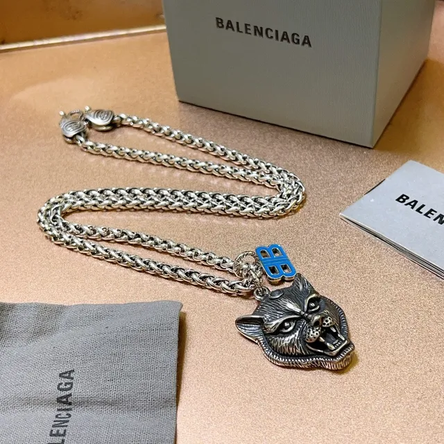 Balenciaga Wolf Head Necklace Silver Blue Chunky Braided Chain Sculpted Pendant Necklace 2