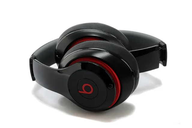 Beats Studio White Red Glossy Finish Metal-Accented Headband Over-ear Headphones 5