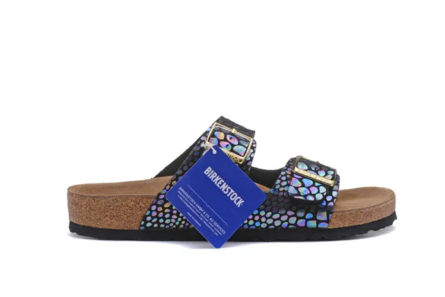 Birkenstock Arizona صنادل كاجوال مطبوعة بحراشيف قزحية 2