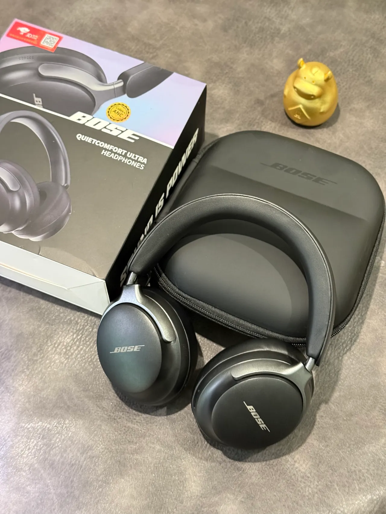 Bose QuietComfort Ultra কালো ওভার-ইয়ার হেডফোন 4