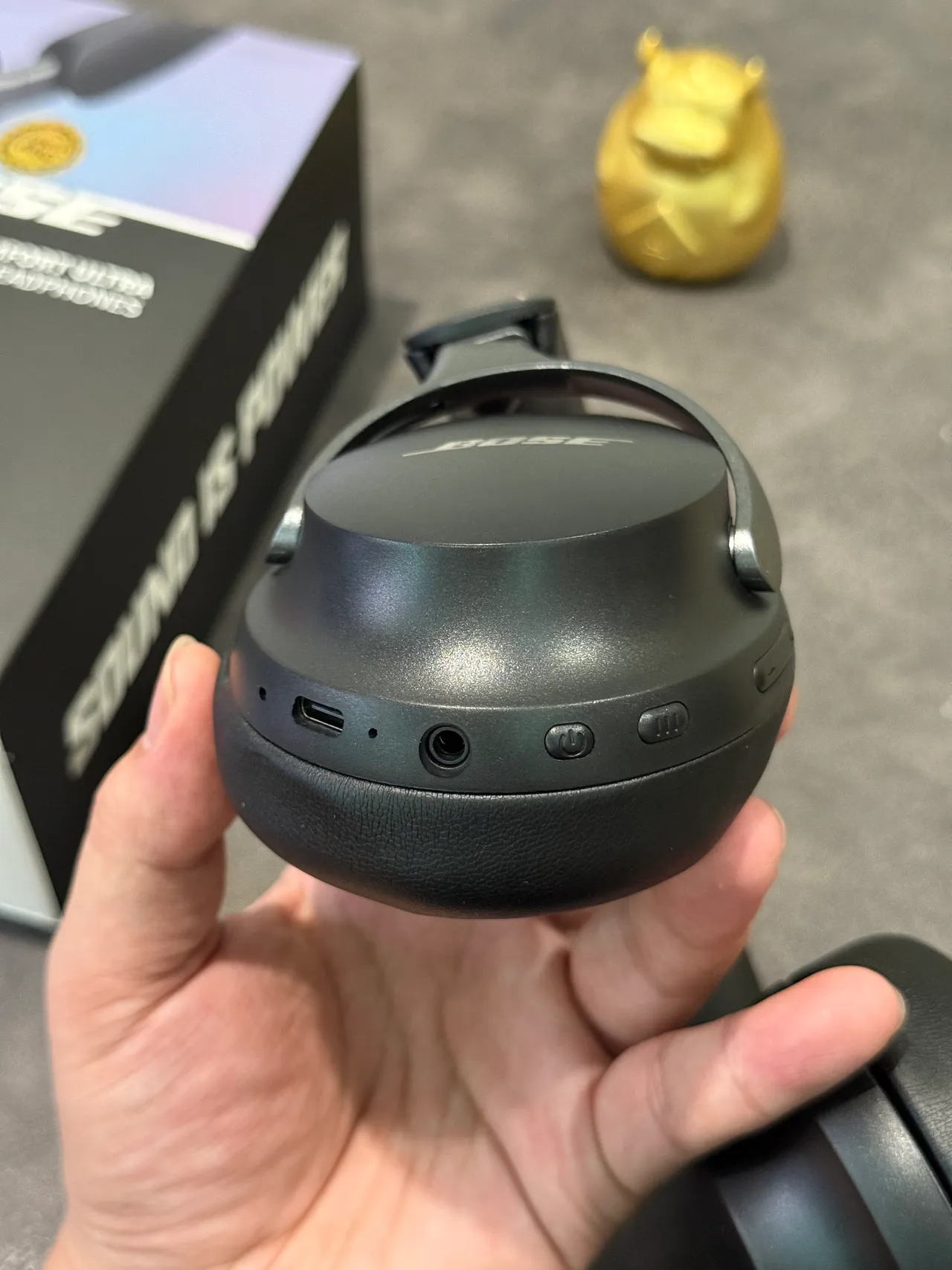 Bose QuietComfort Ultra কালো ওভার-ইয়ার হেডফোন 8