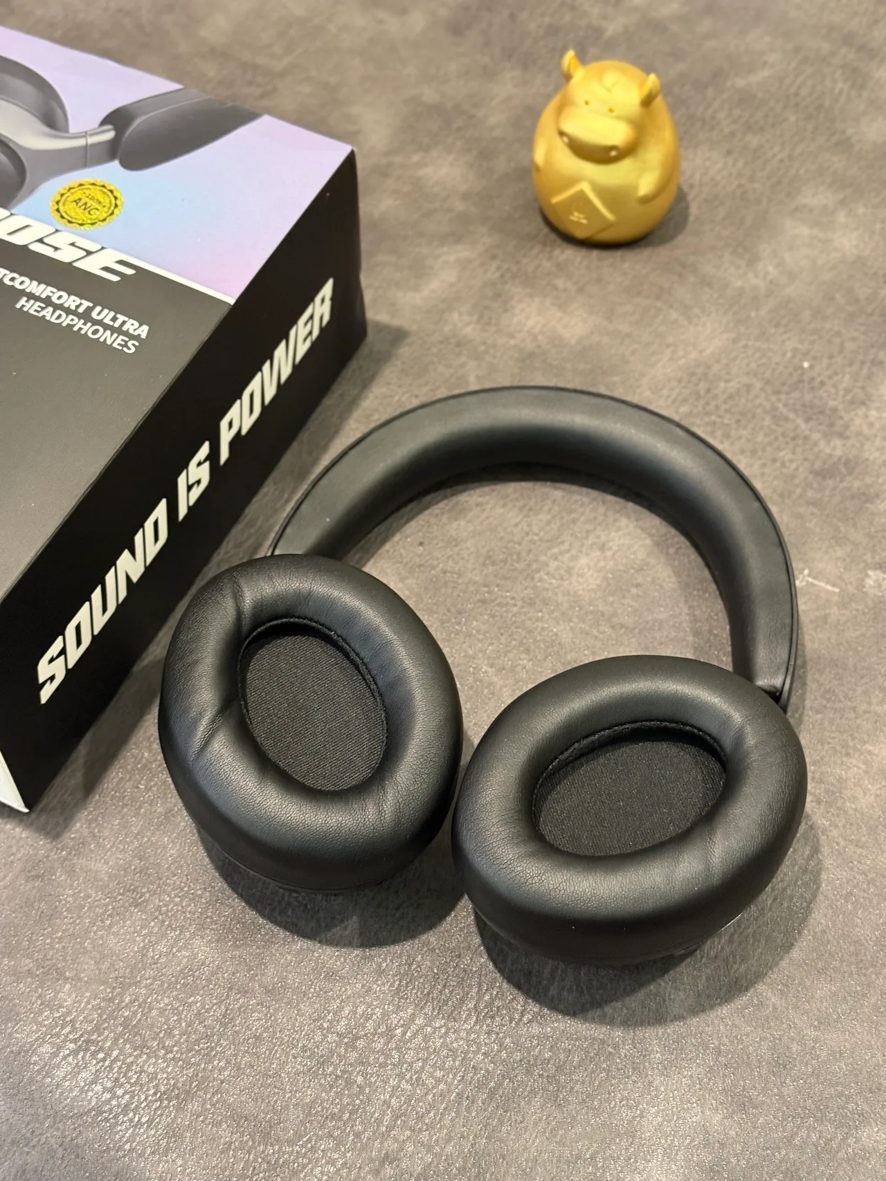 Bose QuietComfort Ultra কালো ওভার-ইয়ার হেডফোন 10