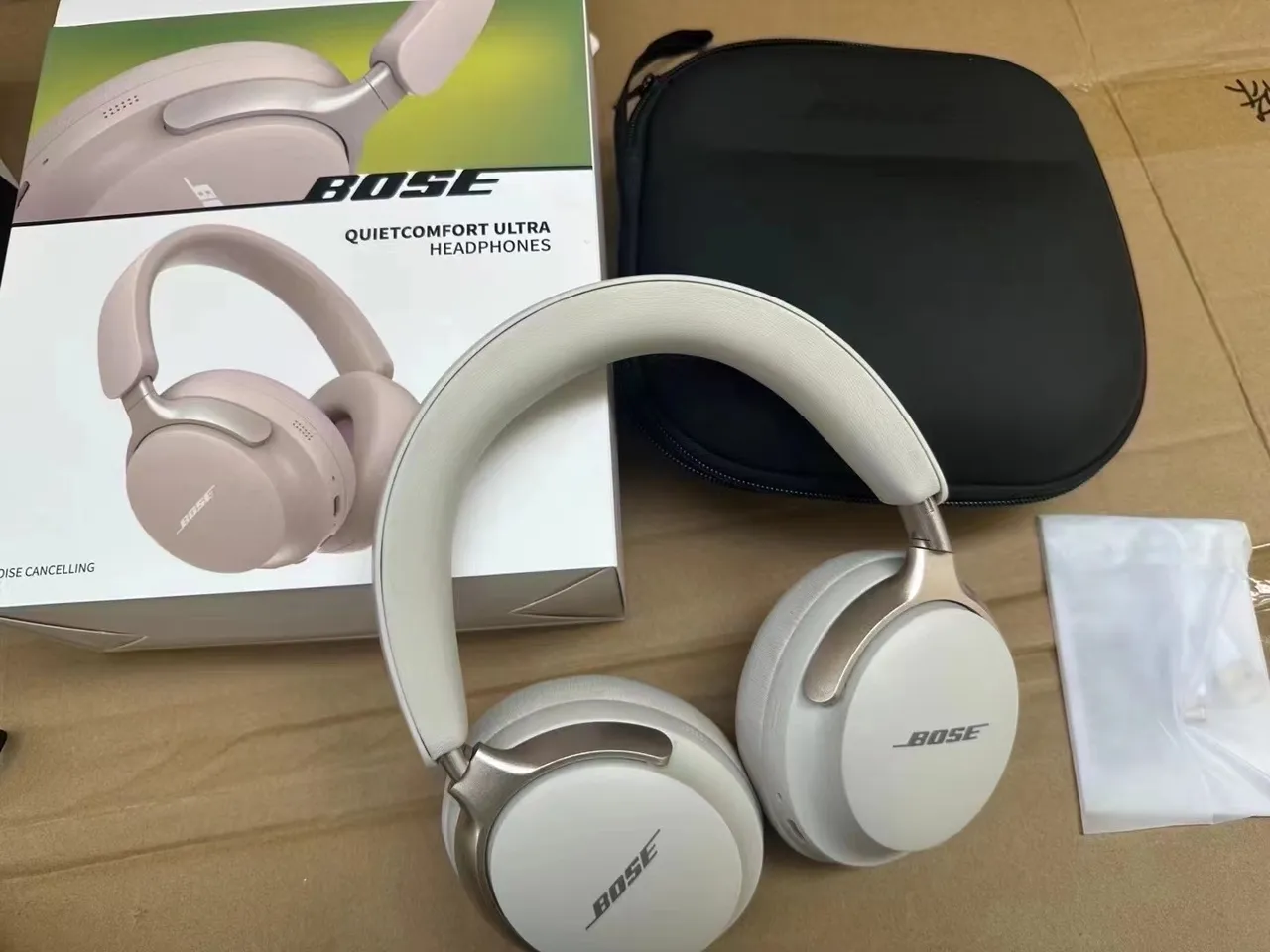 Bose QuietComfort Ultra ওভার-ইয়ার হেডফোন 10