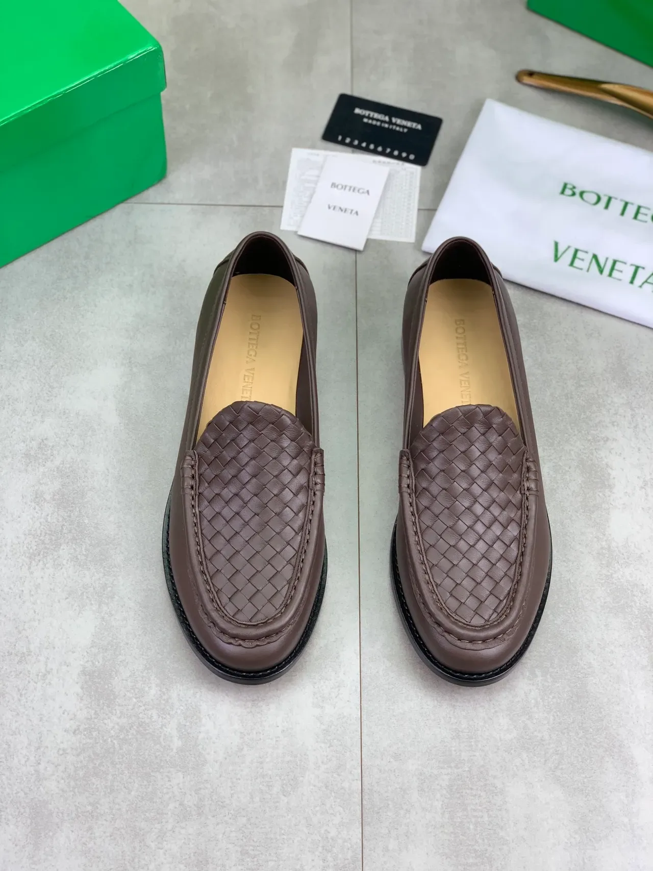 Bottega Veneta Mocassin Marron Noir Cuero Tissé Vamp Slip-On 4