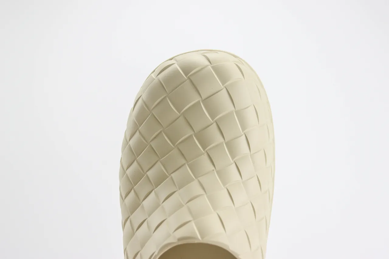 Bottega Veneta Cassette Clog मिट्टीभूरा बुनकर लकड़ी का जूता 6