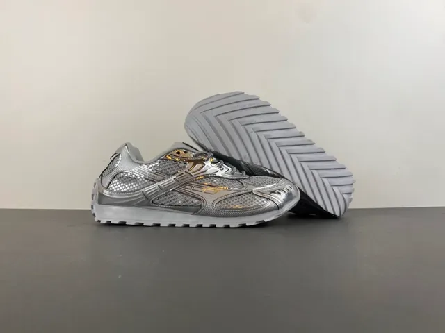 Bottega Veneta Cassette Metallic Silver Mesh Lifestyle Sneakers 11