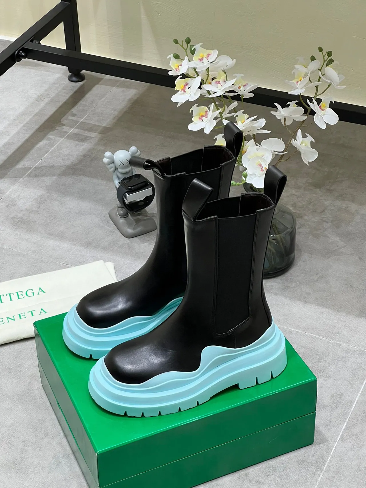Bottega Veneta Le Cagole Black and Aqua Platform Ankle Boots 4