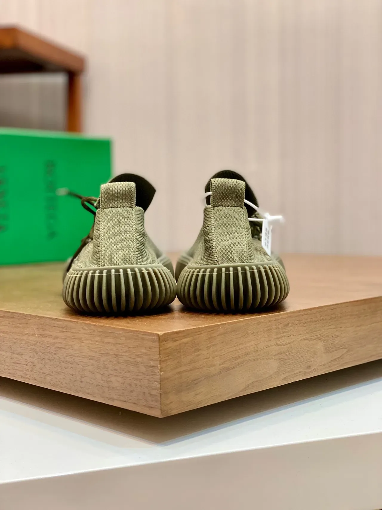 Bottega Veneta Speed Trainer Army Green लाइफस्टाइल स्नीकर 3