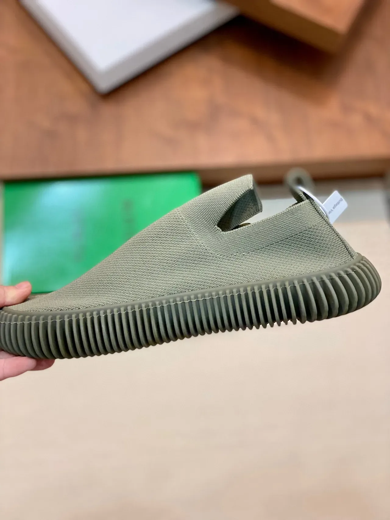 Bottega Veneta Speed Trainer Army Green लाइफस्टाइल स्नीकर 5