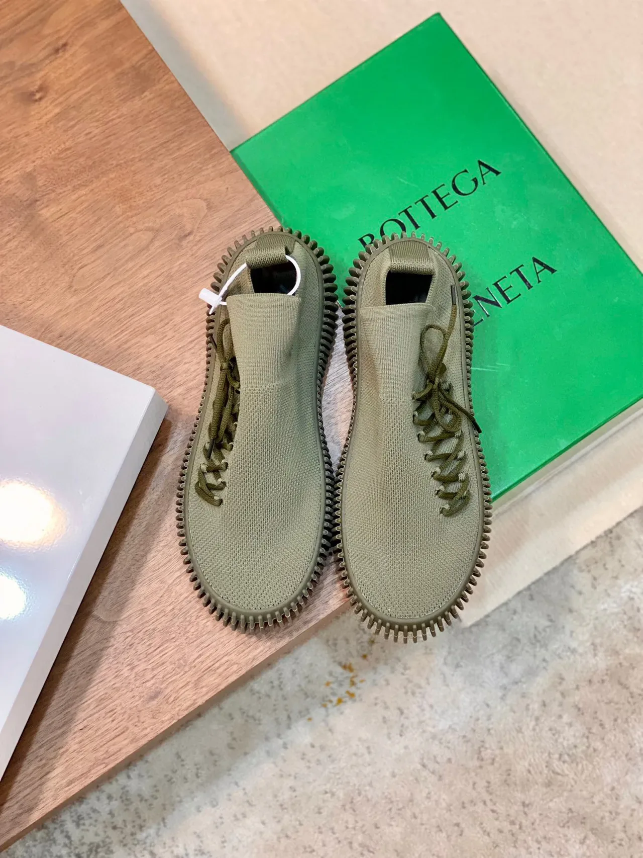 Bottega Veneta Speed Trainer Army Green लाइफस्टाइल स्नीकर 8