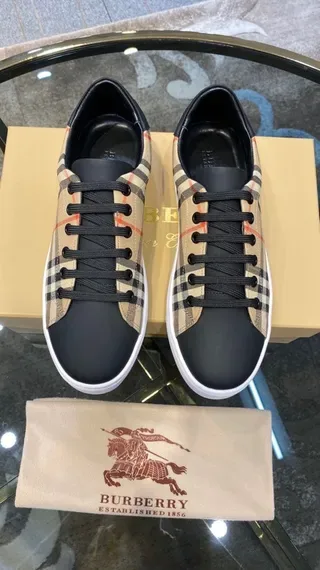 Burberry Beige Noir Nova Check Canvas Upper Leather Toe Cap Lifestyle Sneakers 3