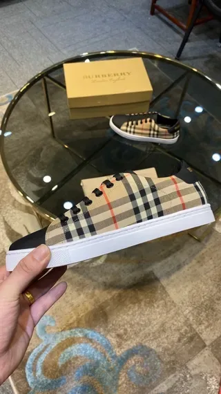 Burberry Beige Noir Nova Check Canvas Upper Leather Toe Cap Lifestyle Sneakers 5