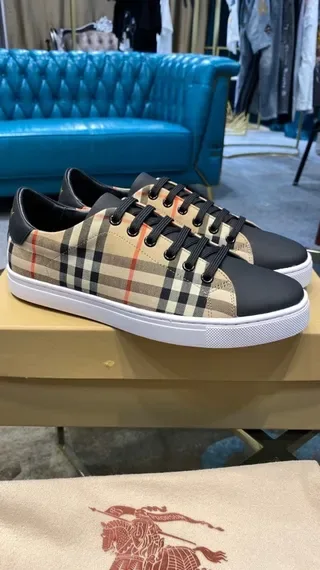 Burberry Beige Noir Nova Check Canvas Upper Leather Toe Cap Lifestyle Sneakers 9