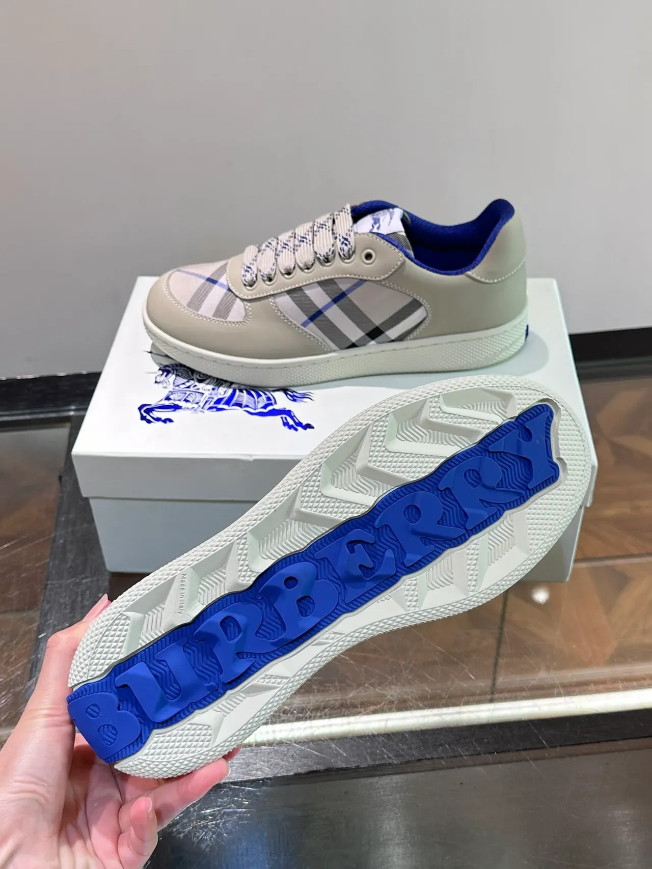 Burberry Beige Blue أحذية رياضية Lifestyle Low Top بانيل مربعات 2